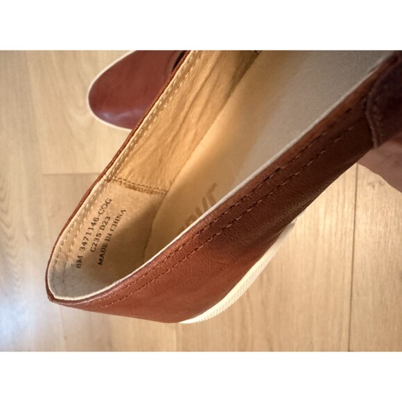 FRYE Melanie Women’s Slip-On Oyster Leather Sneaker Brick Red Flat Ballet Shoe 8 - Picture 8 of 9